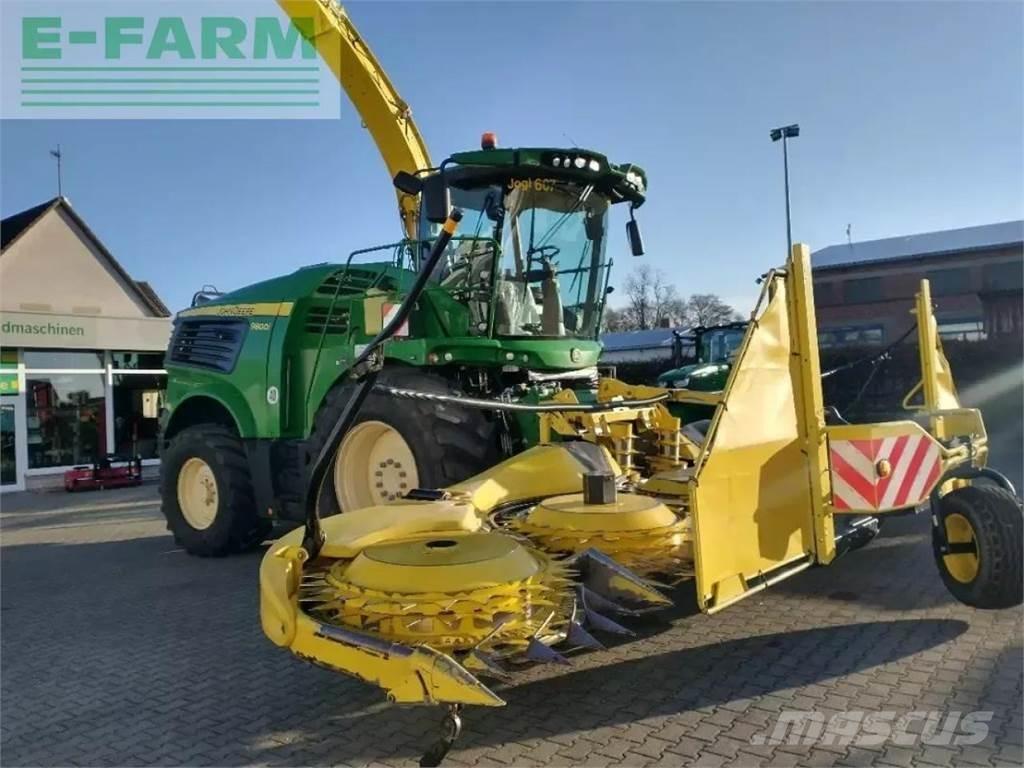 John Deere 9800 Självgående fälthackar