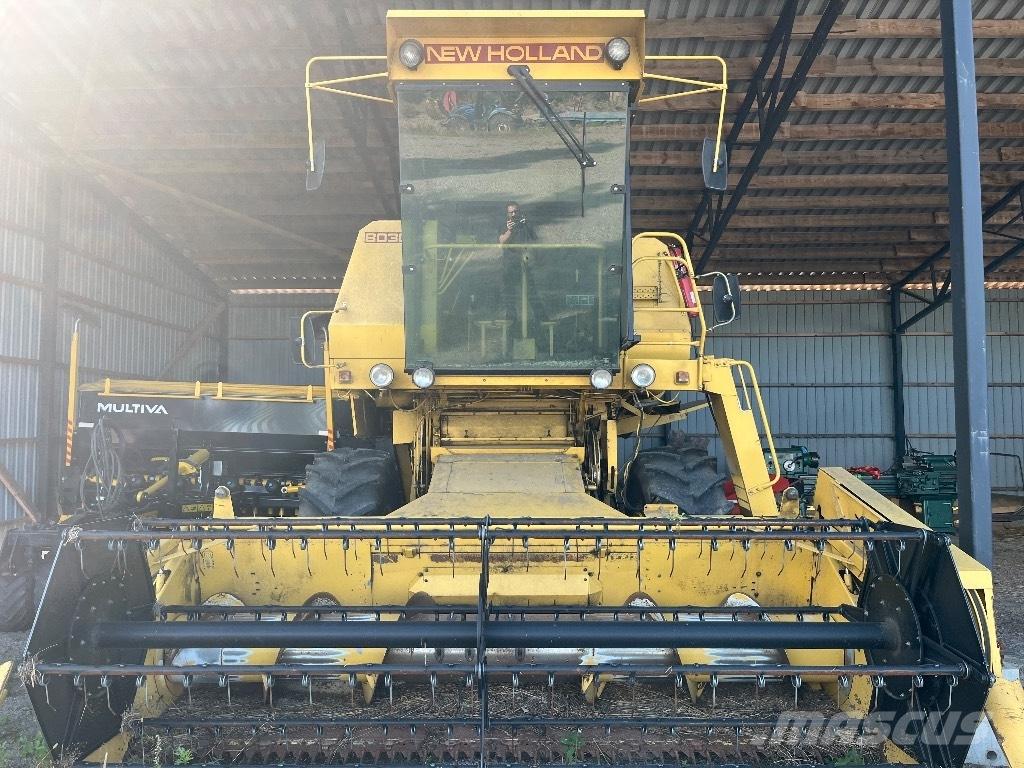 New Holland 8030 Skördetröskor