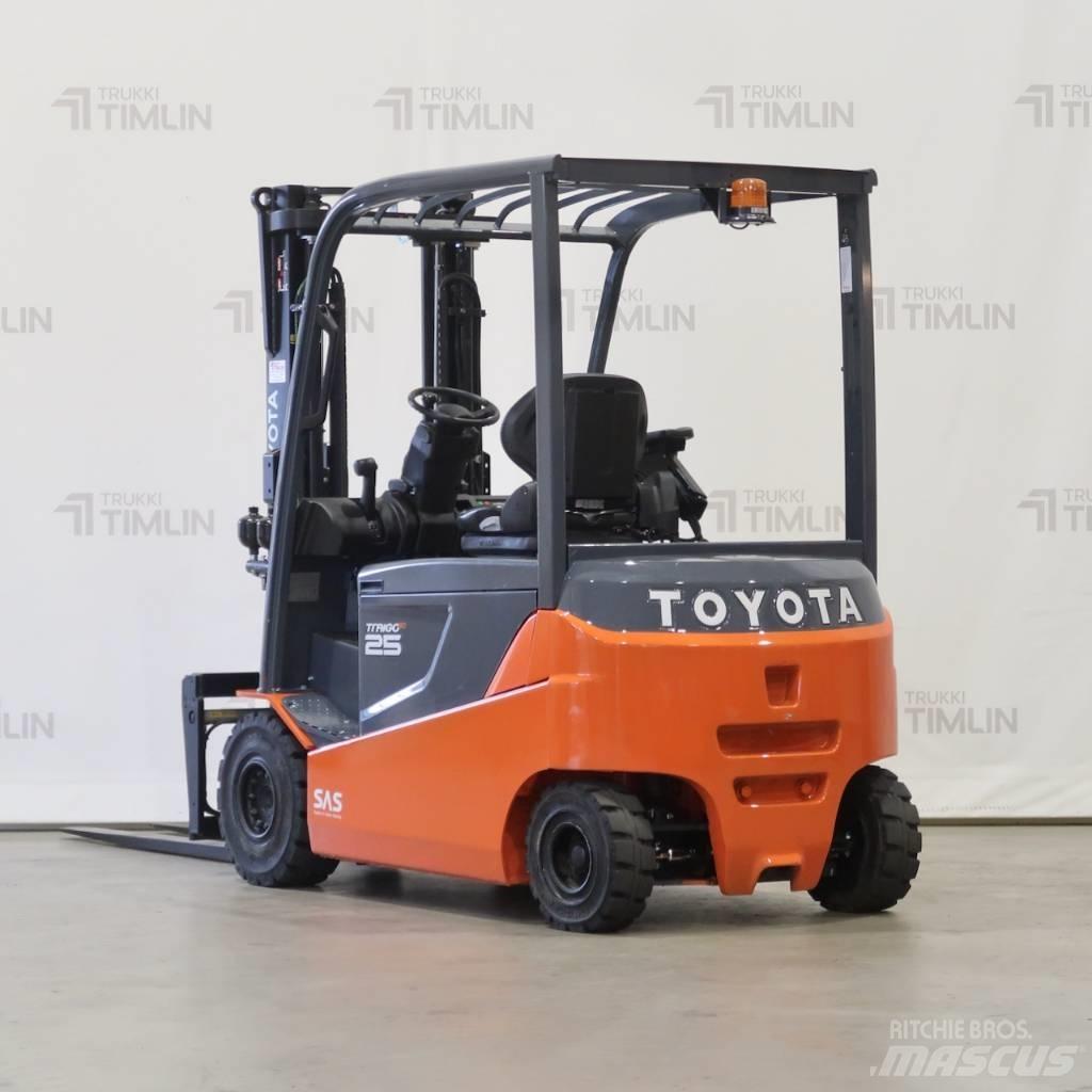 Toyota 8FBMT25 Elmotviktstruckar