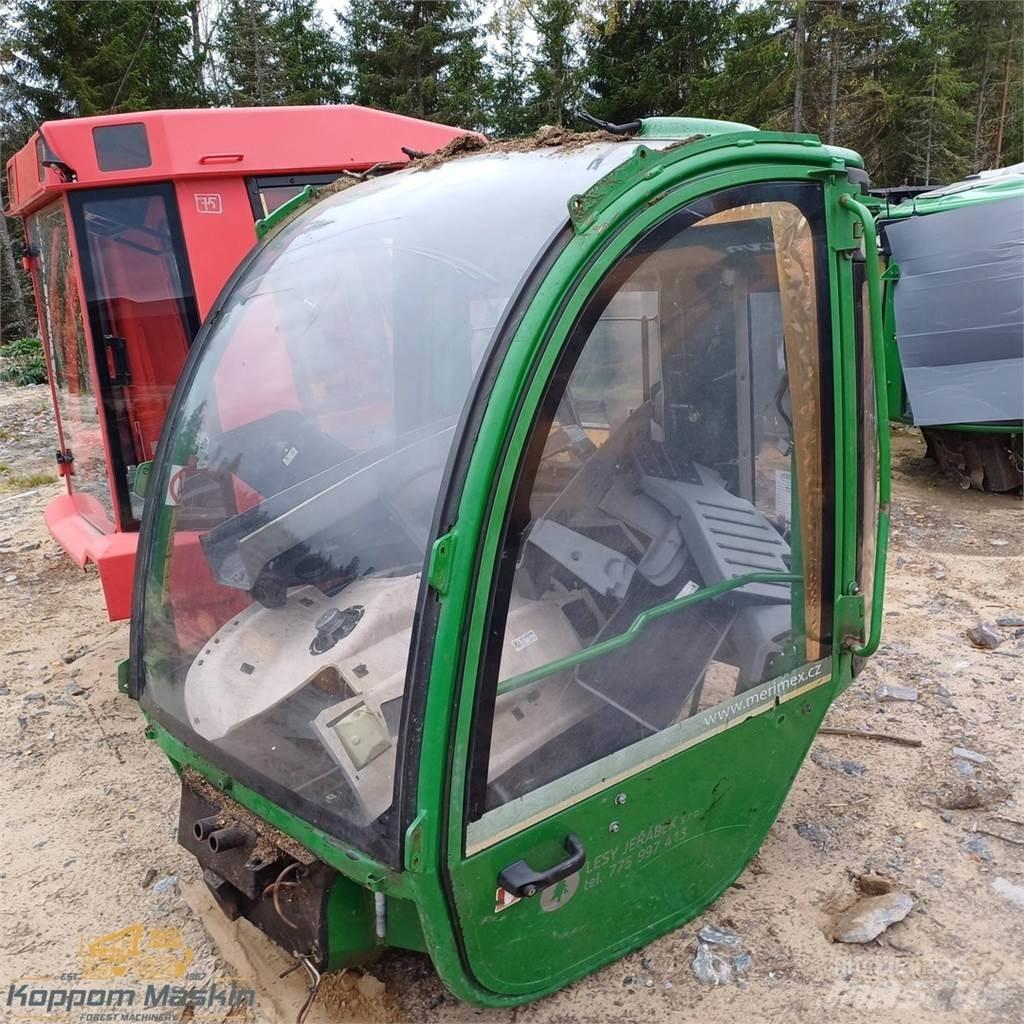 John Deere 1270e Hytter och interiör