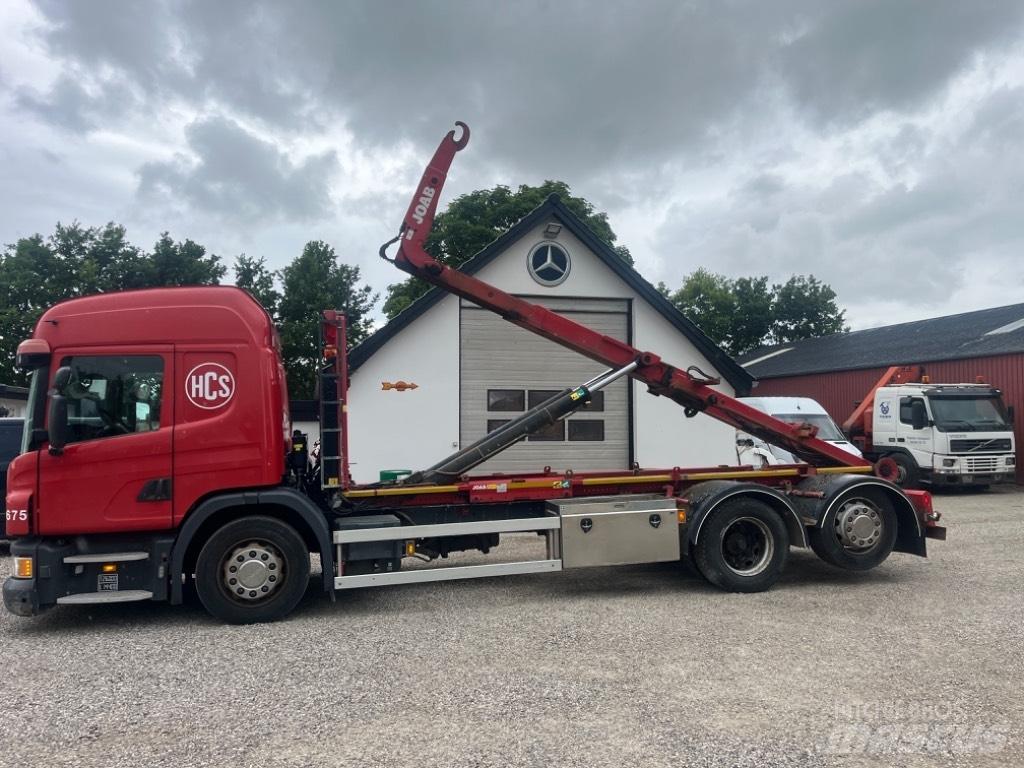 Scania P 320 Lastväxlare/Krokbilar