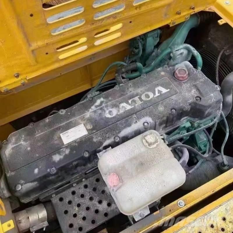 Volvo EC 360 Bandgrävare