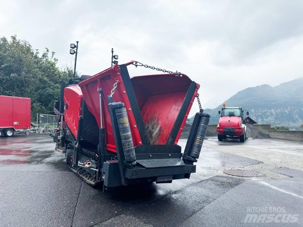 Bomag BF200C-2 Asfaltsläggningsmaskiner