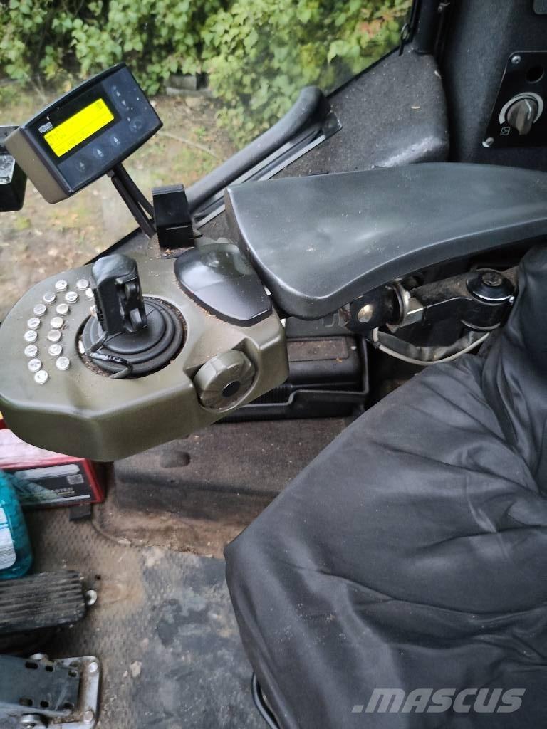 Logset H 8 Skördare