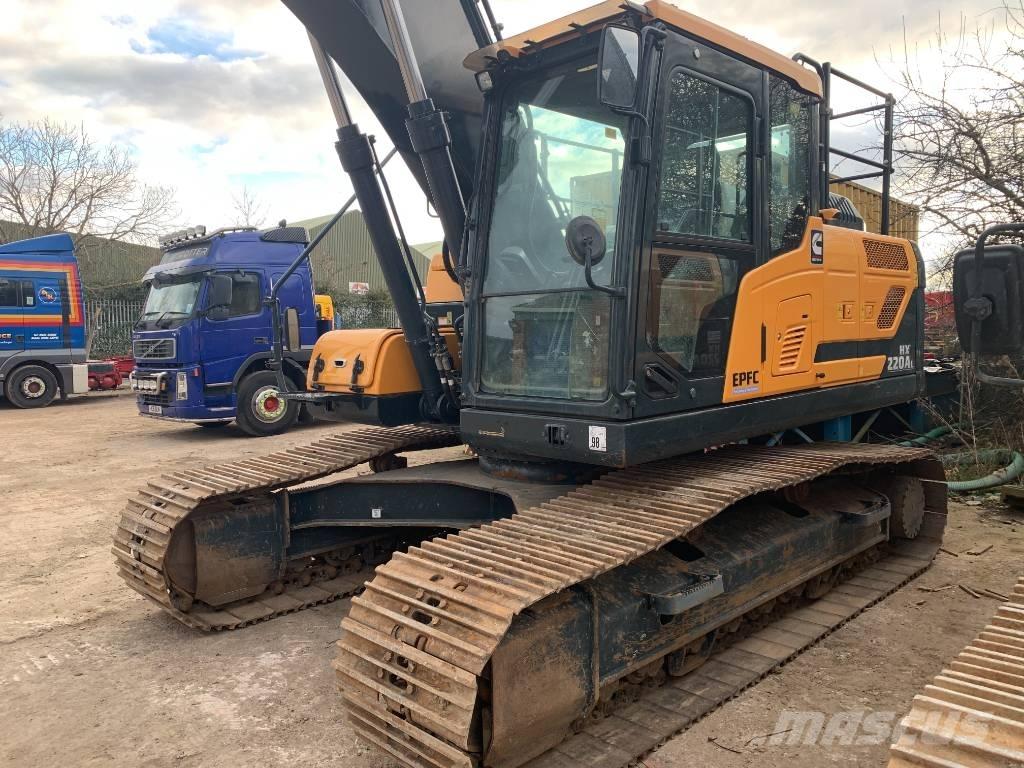 Hyundai HX220A L Bandgrävare