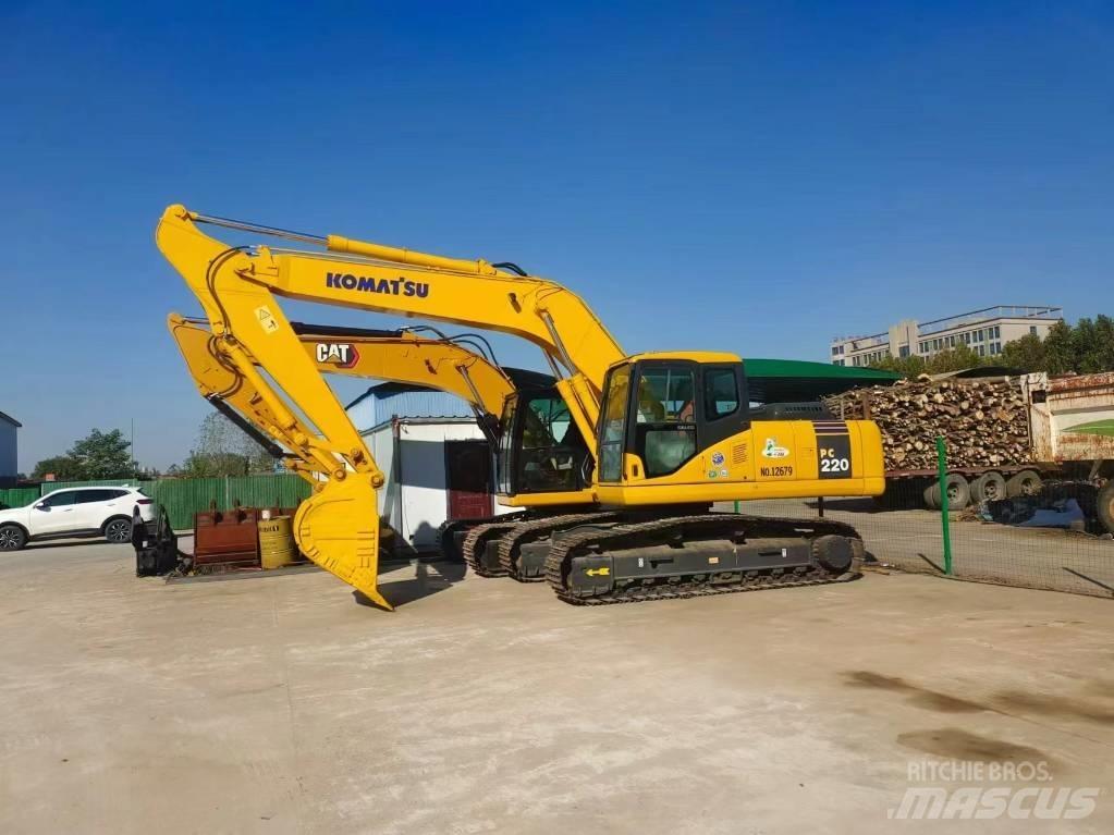 Komatsu PC 220 Bandgrävare