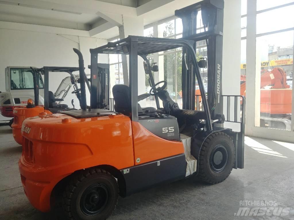 Doosan D55 SC-5 Dieselmotviktstruckar