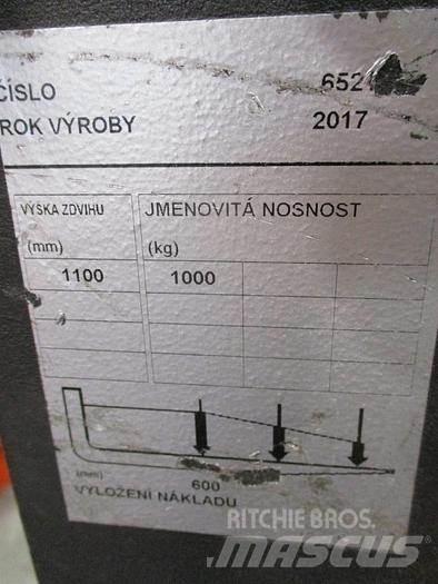 Toyota OSE 100W Plocktruck, låglyftande