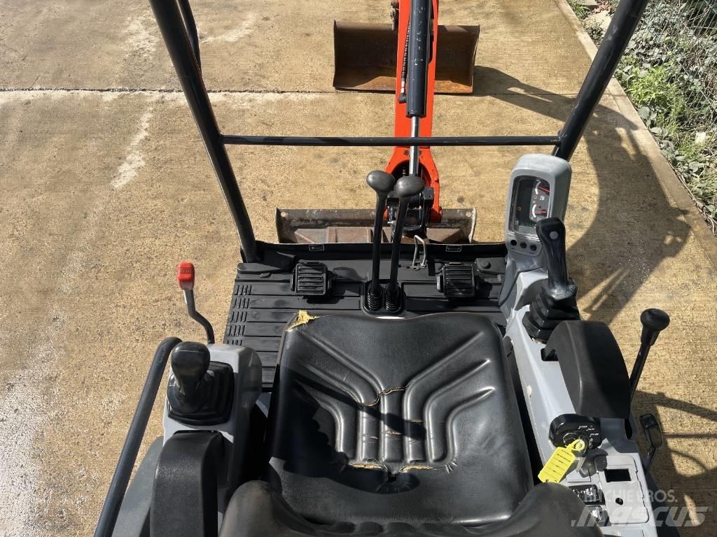 Kubota KX 015-4 Minigrävare < 7t