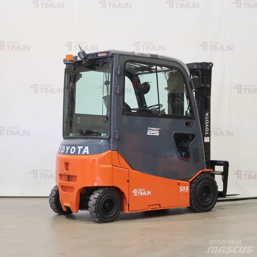 Toyota 8FBMT25 Elmotviktstruckar