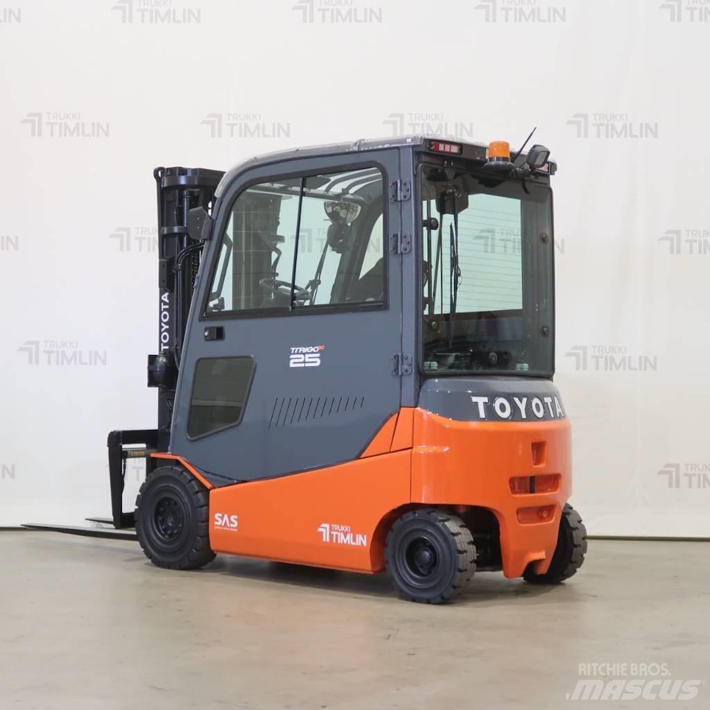 Toyota 8FBMT25 Elmotviktstruckar