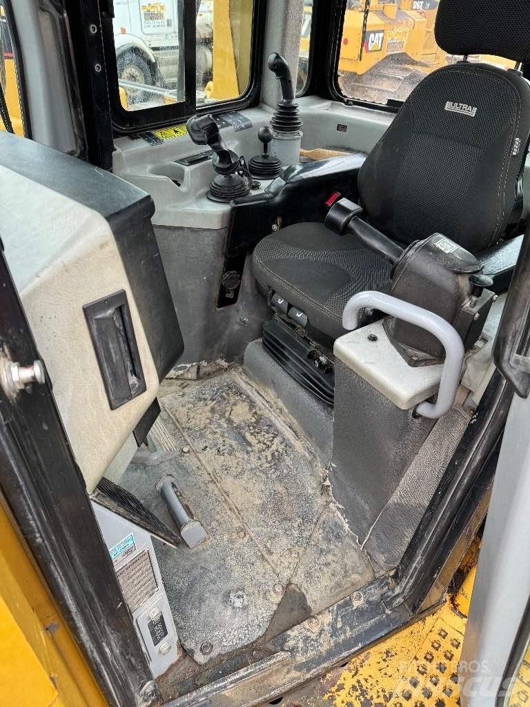 CAT D 6 T XW Bandschaktare