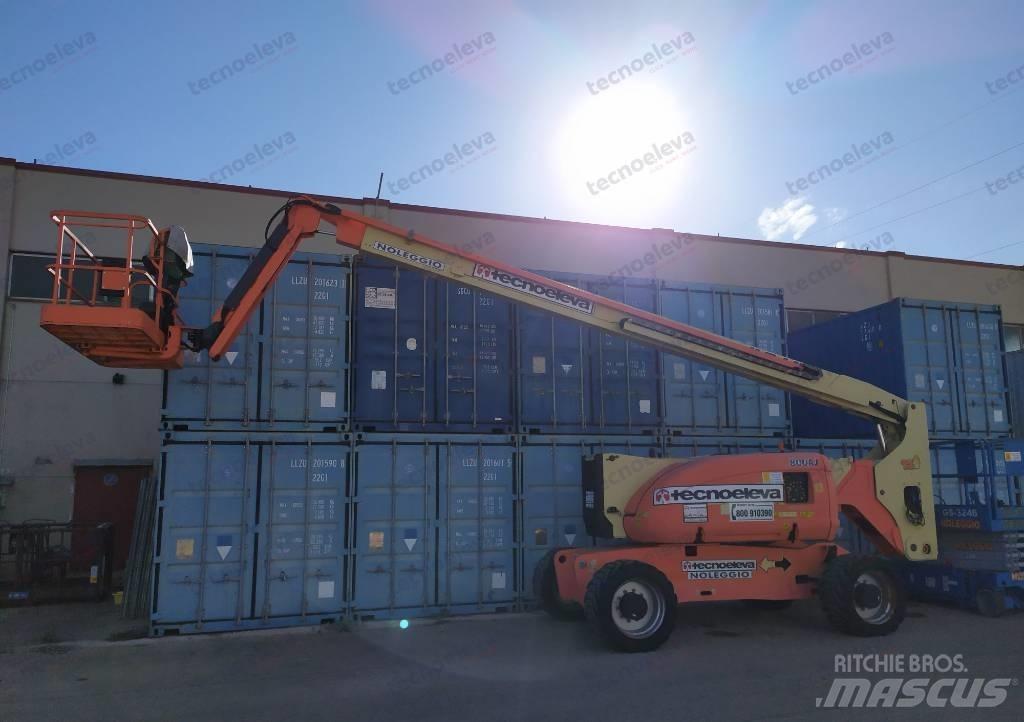 JLG 800 AJ Bomliftar