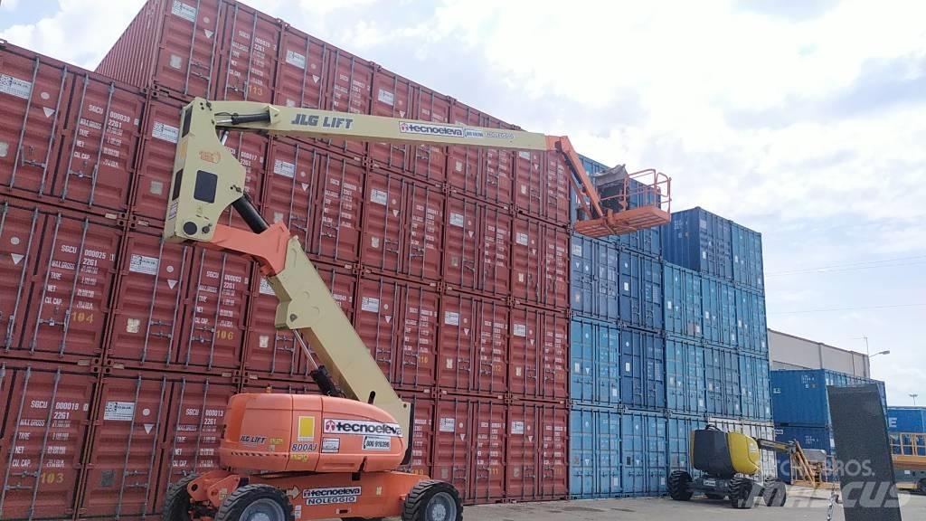 JLG 800 AJ Bomliftar