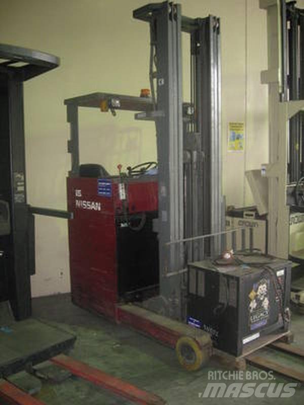 Nissan Reach Truck Skjutstativtruck