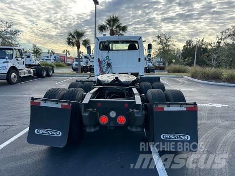 Freightliner M2 Dragbilar