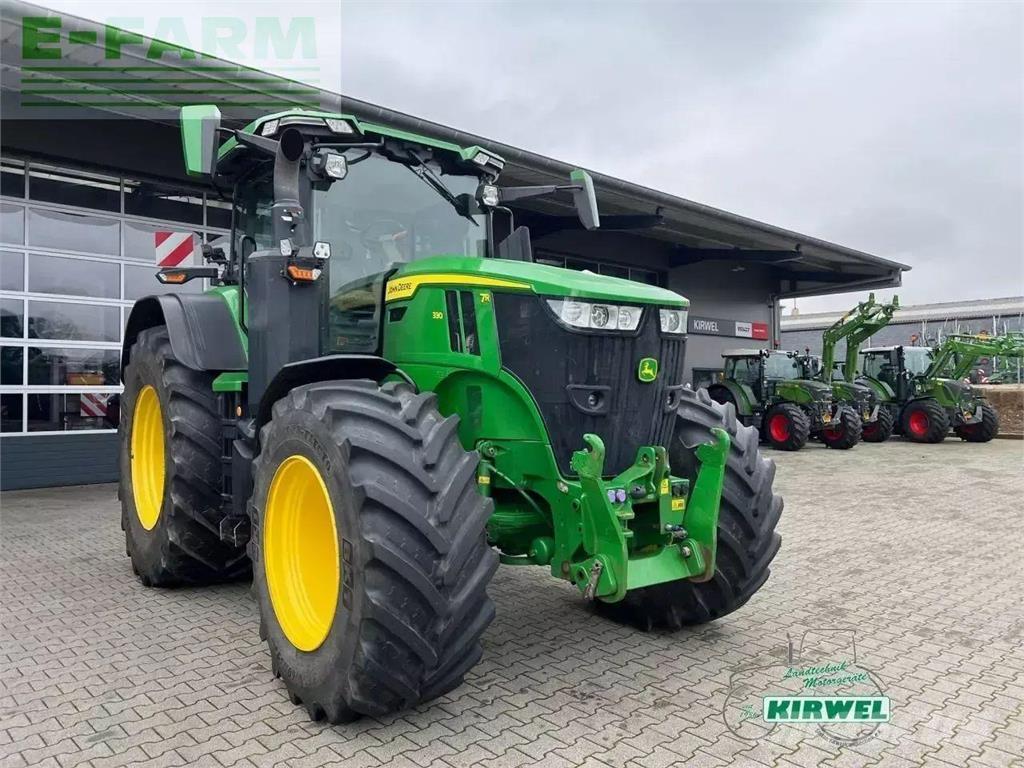 John Deere 7r 330 Traktorer