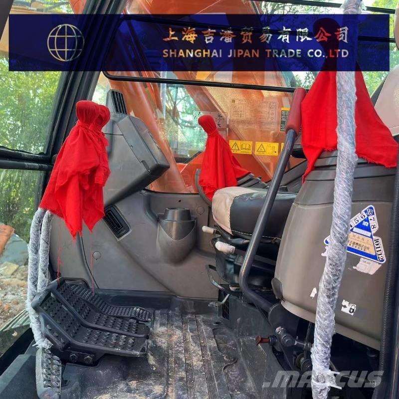 Hitachi ZX 135 Midigrävmaskiner 7t - 12t