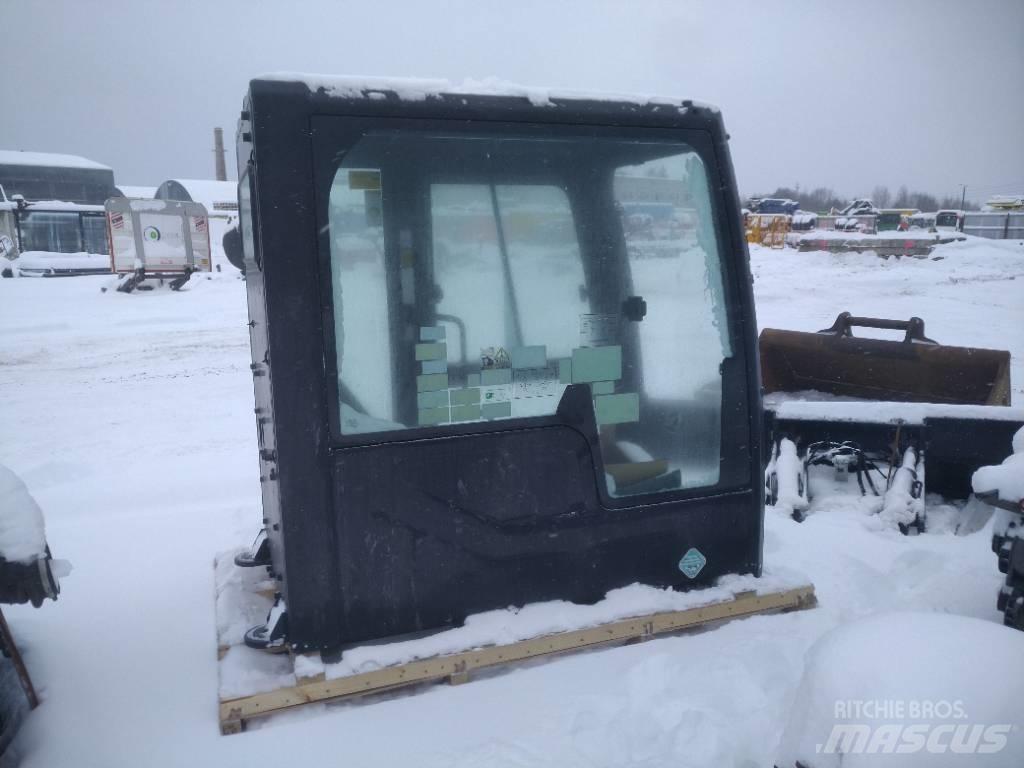 Volvo BM 325FL Cabin Hytter och interiör