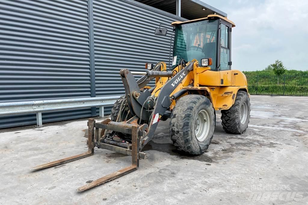 Volvo L 30 ZX Hjullastare