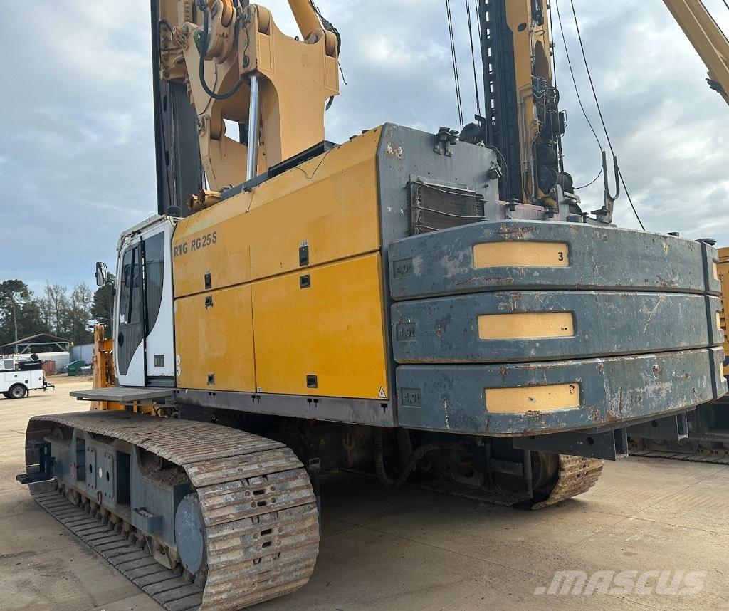 Bauer RTG RG 25 S Tunga borr