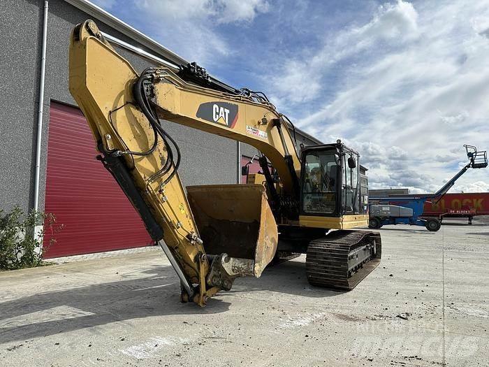 CAT 335FL Bandgrävare