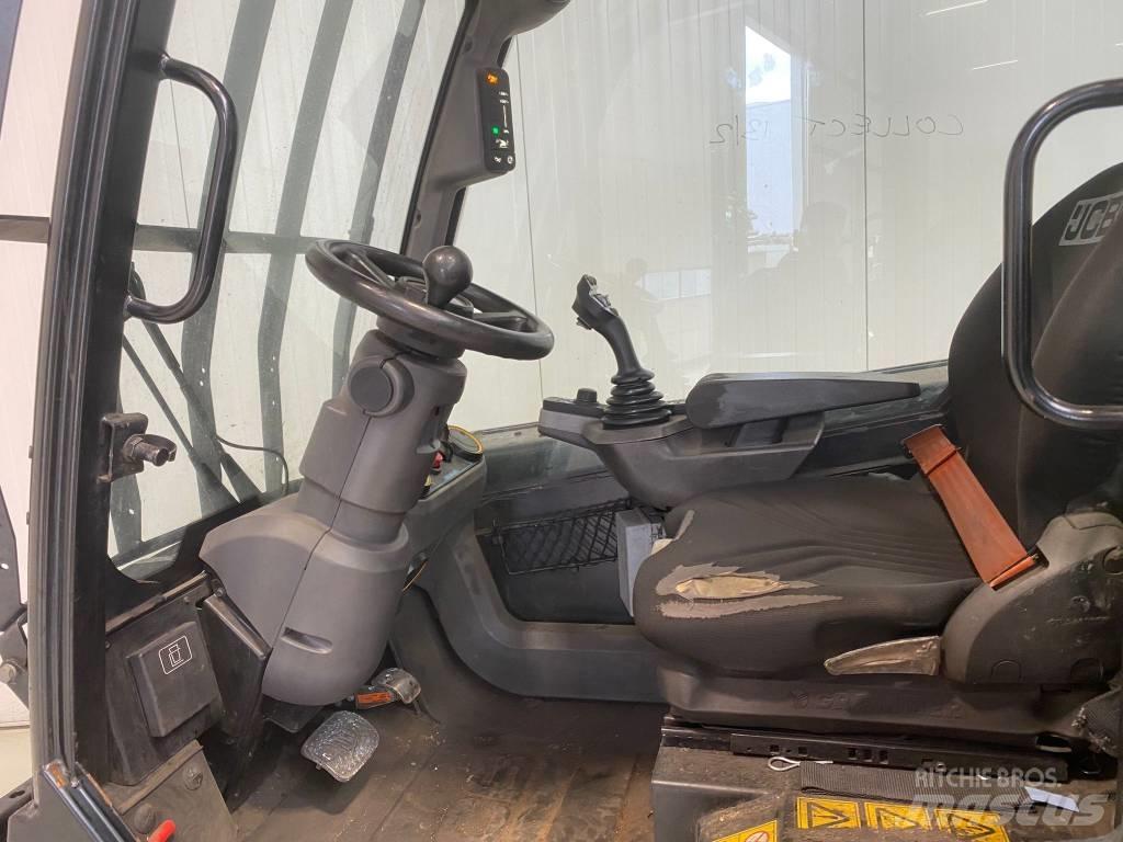 JCB TLT30-19E Elmotviktstruckar
