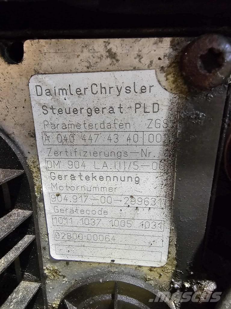Mercedes-Benz LA904 Motorer