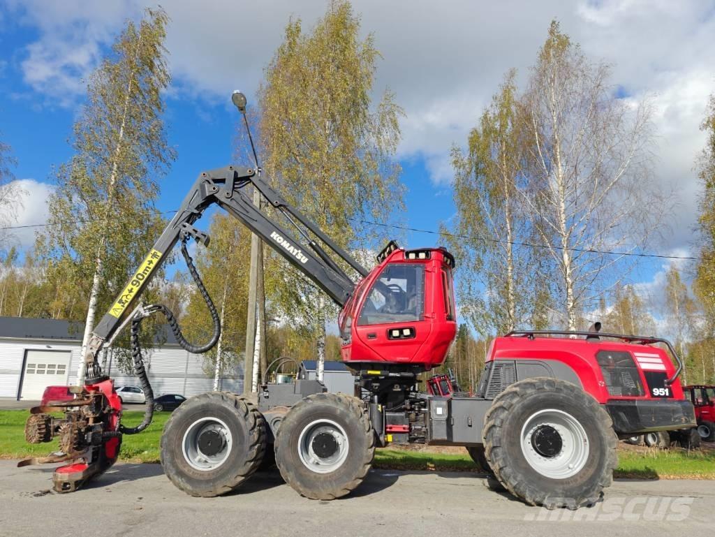 Komatsu 951 Skördare