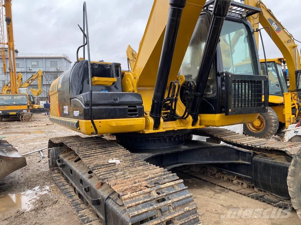 CAT 330 D Bandgrävare