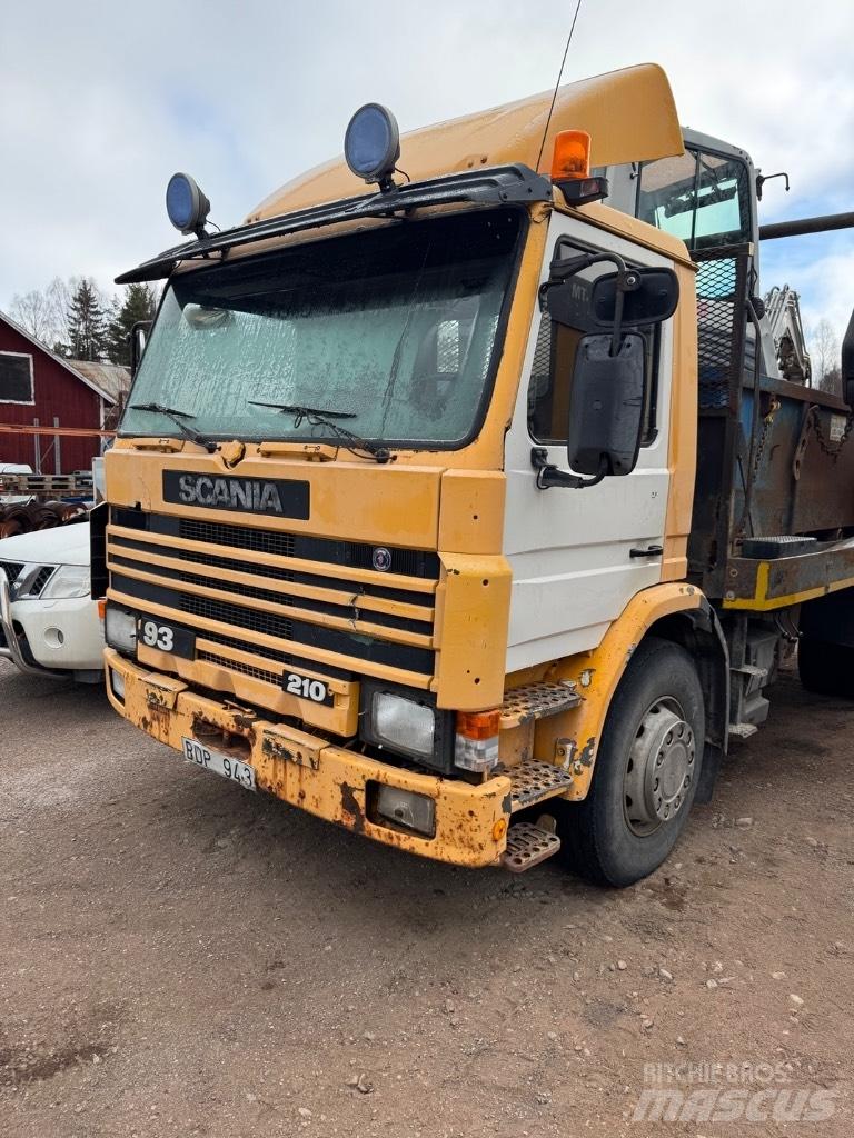 Scania P 82 H Liftdumperbilar