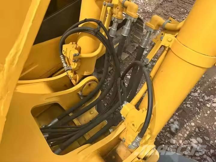 Komatsu PC450-7 Bandgrävare