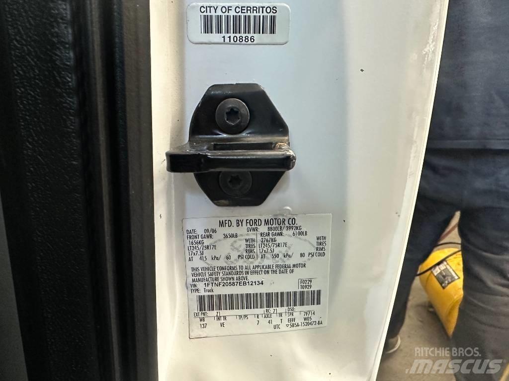Ford F 250 Tippbilar