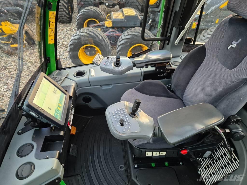 John Deere 1170 G Skördare