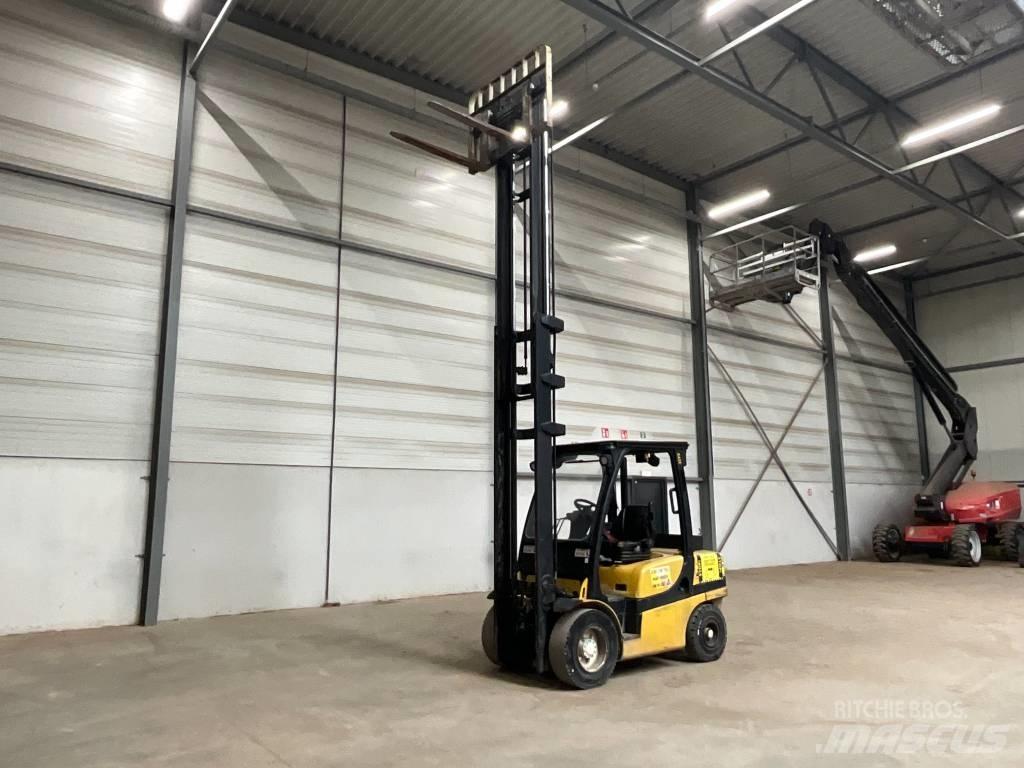 Yale GDP 35 VX Dieselmotviktstruckar