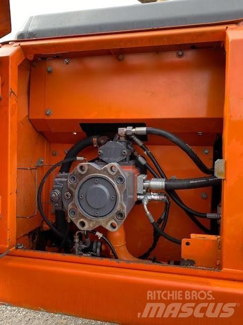 Doosan DX 225 NLC Bandgrävare