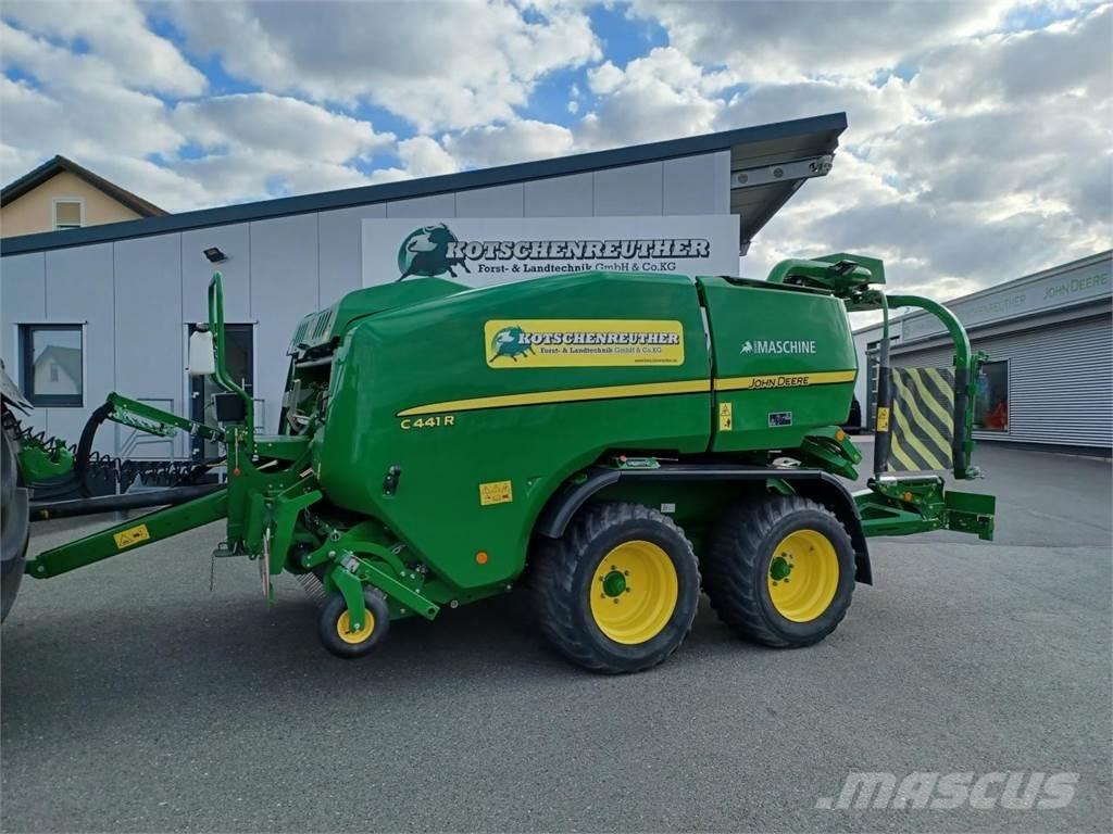 John Deere C441R Rundbalspressar