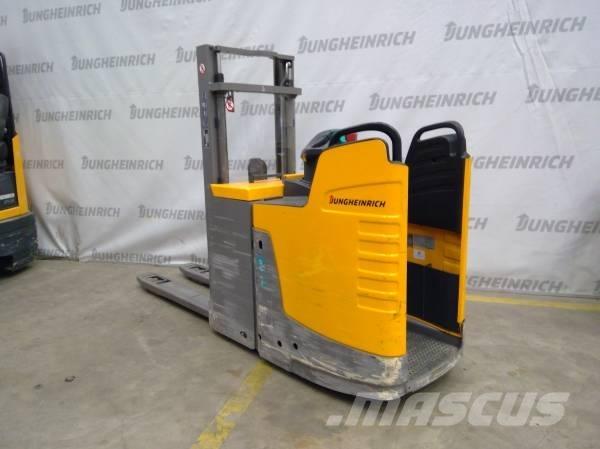 Jungheinrich ERD 220 Staplare