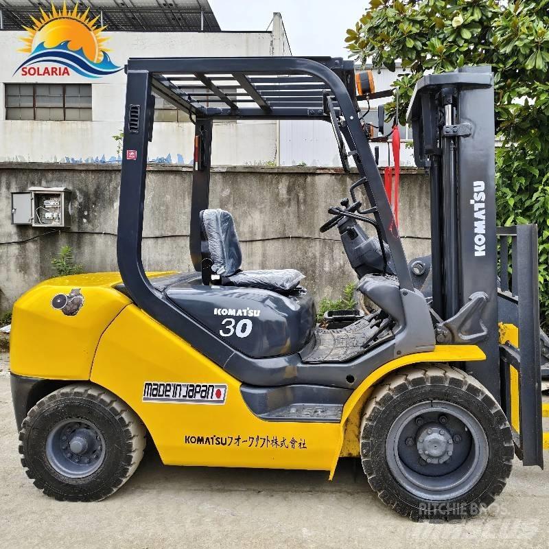 Komatsu 30 Dieselmotviktstruckar