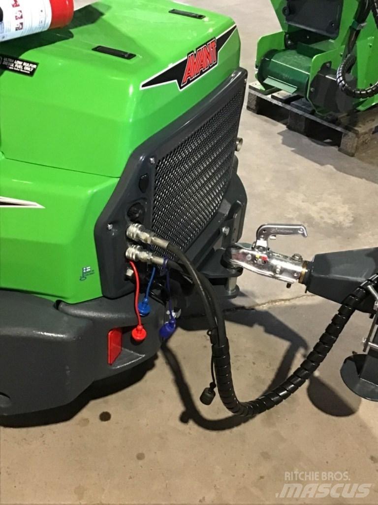 Avant 1200  Tippvagn Kompaktlastare
