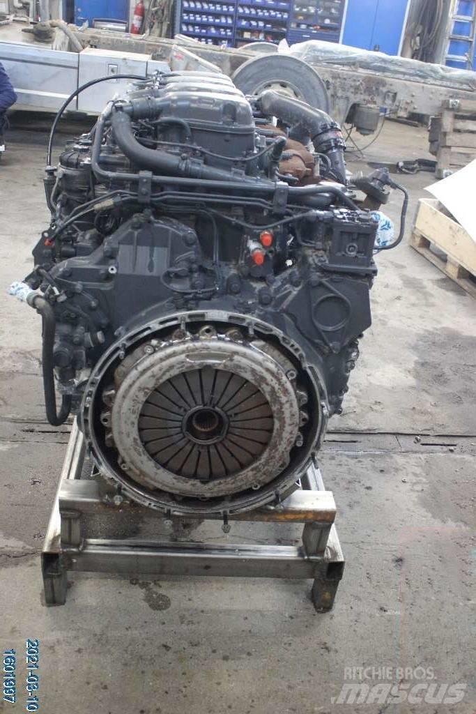 Scania P 320 B Motorer
