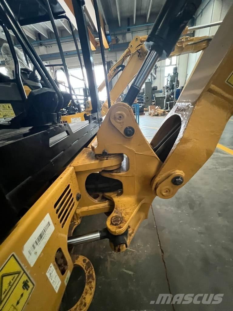 CAT 302 CR Minigrävare < 7t