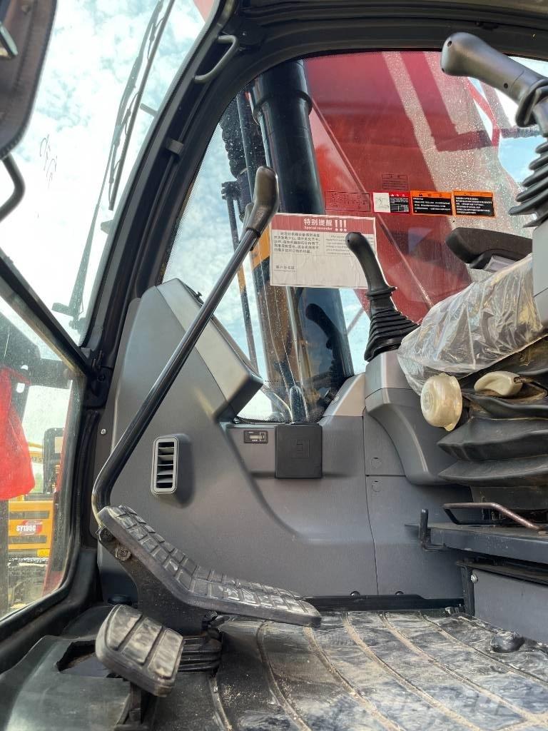 Doosan DX225LCA Bandgrävare