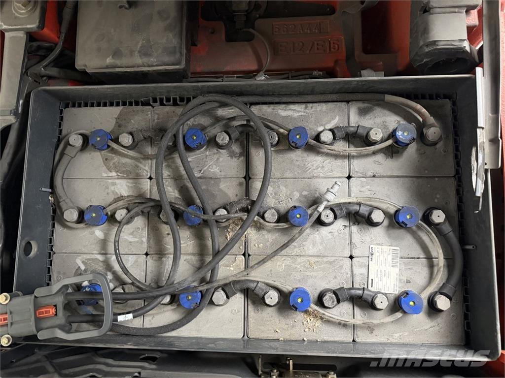 Linde E15 Elmotviktstruckar