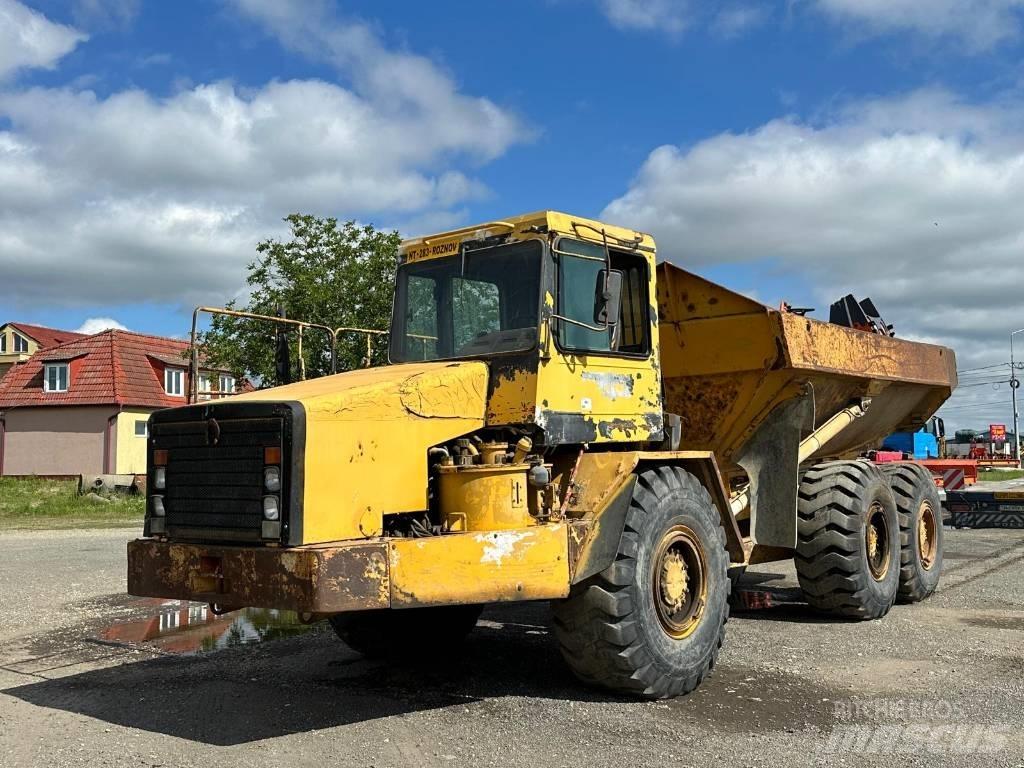CAT D 300 E Midjestyrd dumper