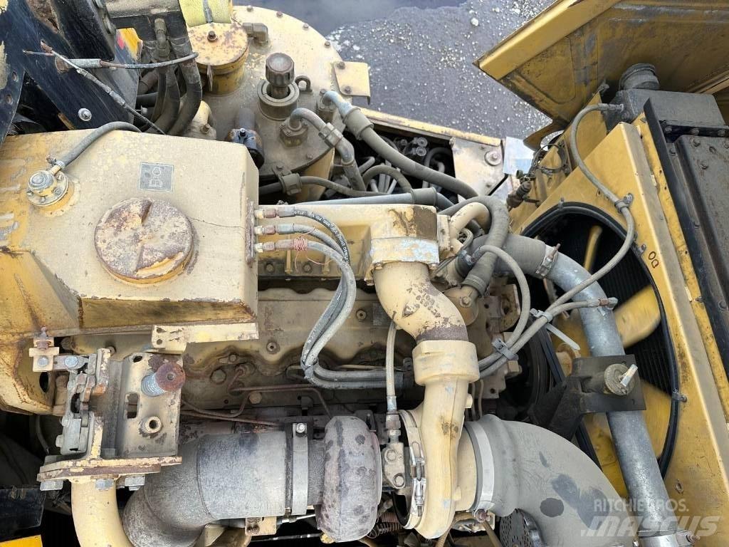 CAT D 300 E Midjestyrd dumper