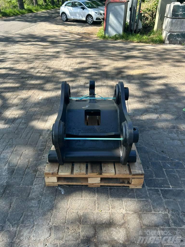 Pladdet CW 55 S Redskapsfäste/ adaptrar