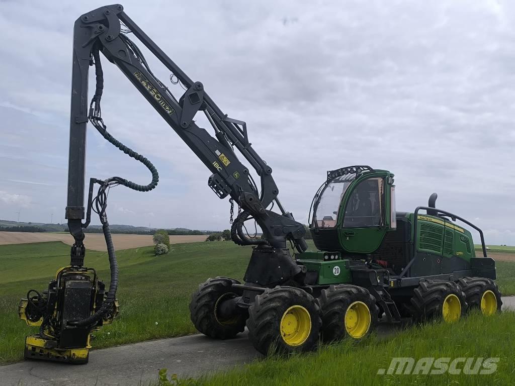 John Deere 1270 G Skördare