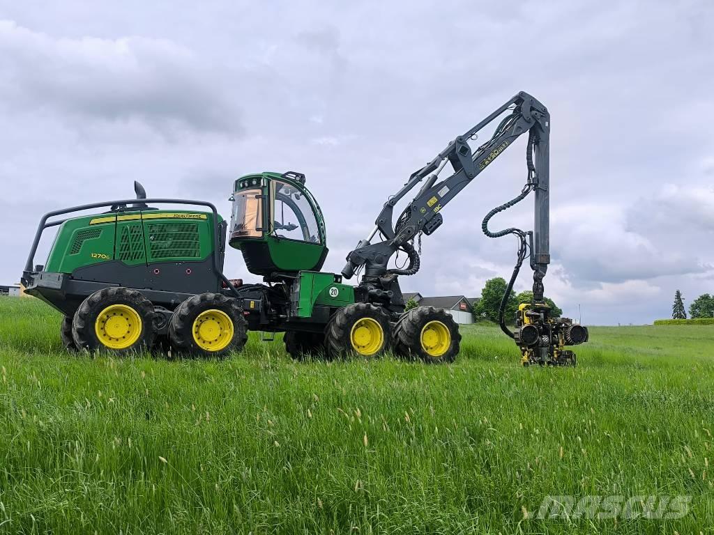 John Deere 1270 G Skördare