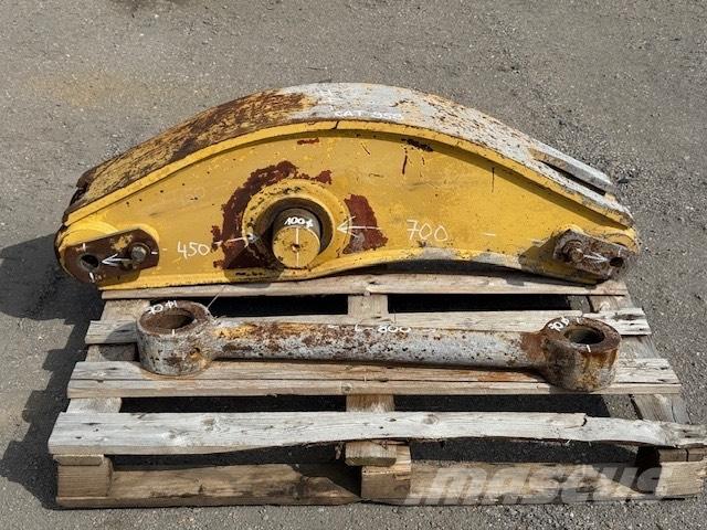 CAT 953 BUCKET LINK Skopor